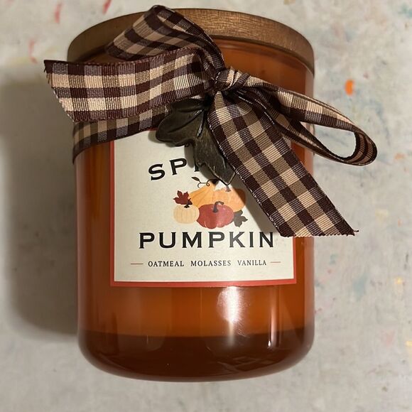 DW Pumpkin Patch Candle - Picture 1 of 4